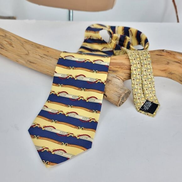Gucci silk tie designed by Paolo gucci - Picture 1 of 13